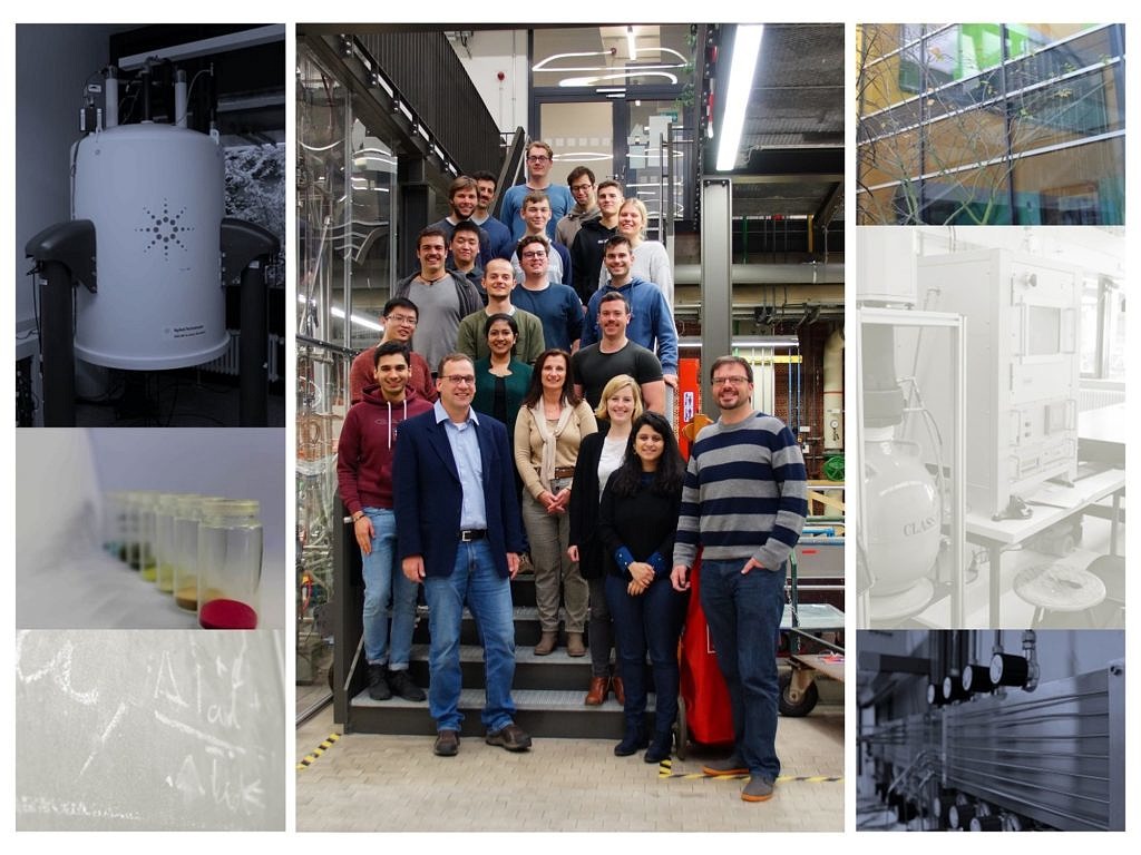 Gruppenfoto der Arbeitsgruppe Hartmann von 2019